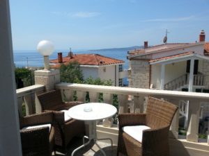 ap2-2-1bedroom-2-4-persons-seafront_325_3